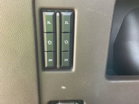 Used 2023 Ford Expedition Max King Ranch AWD/4WD image 13
