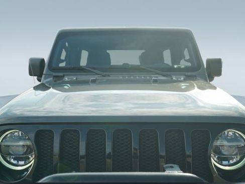 Used 2021 Jeep Wrangler Unlimited Sport image 40