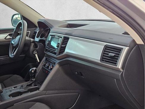 Used 2021 Volkswagen Atlas S image 21