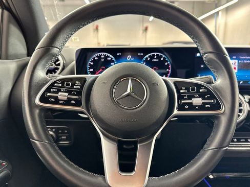 Used 2021 Mercedes-Benz GLA 250 image 28