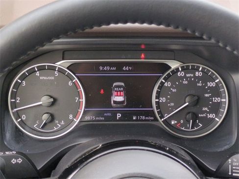 Used 2023 Nissan Rogue SV w/ SV Premium B Package image 27