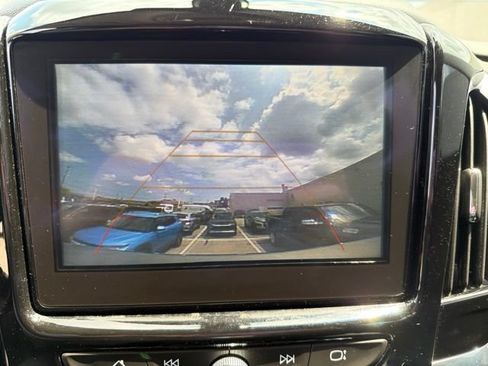 Used 2019 Chevrolet Traverse LT AWD/4WD image 17