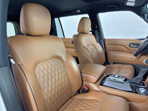 Used 2024 INFINITI QX80 Sensory image 37