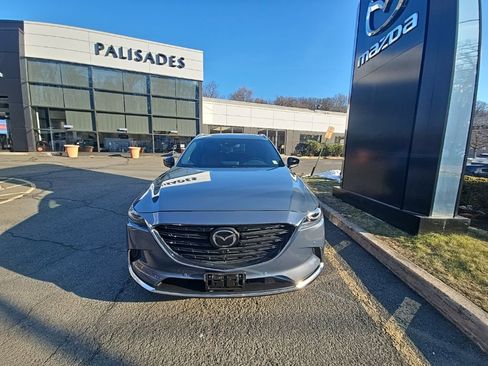 Used 2023 MAZDA CX-9 Carbon Edition image 3