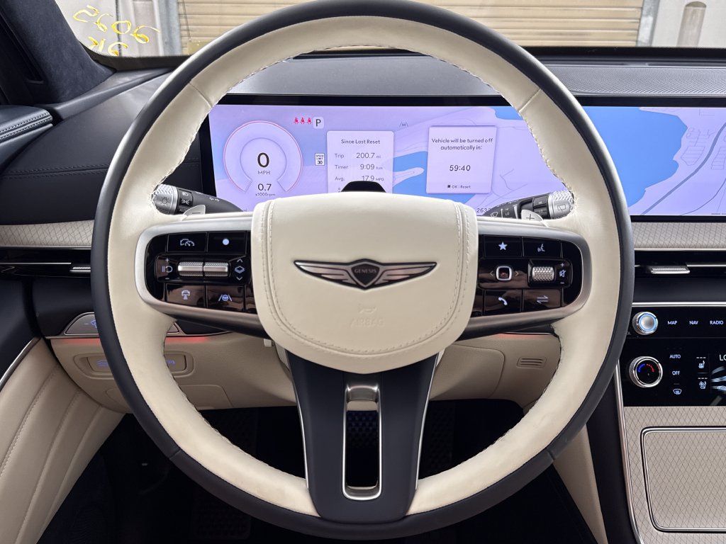 Certified 2025 Genesis GV80 3.5T Prestige AWD/4WD image 16