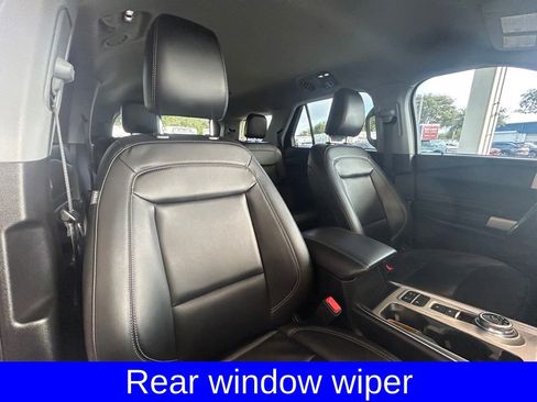 Used 2022 Ford Explorer XLT w/ Equipment Group 202A image 26