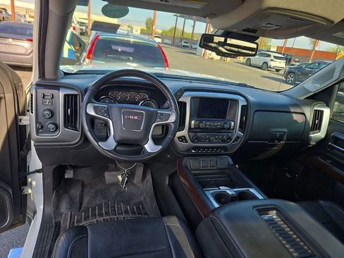 Used 2018 GMC Sierra 1500 SLT AWD/4WD image 7