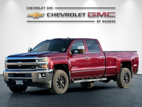 Used 2016 Chevrolet Silverado 3500 LTZ w/ Duramax Plus Package image 7