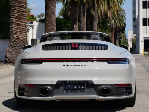 Used 2021 Porsche 911 Carrera 4S image 8