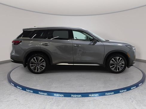 Certified 2026 INFINITI QX60 Luxe w/ Cargo Package AWD/4WD image 4