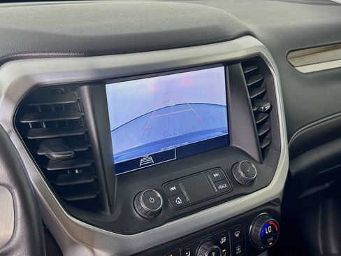 Used 2020 GMC Acadia SLE w/ Driver Convenience Package FWD image 14