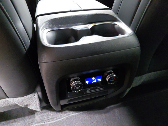 Used 2025 Buick Enclave Preferred FWD image 20