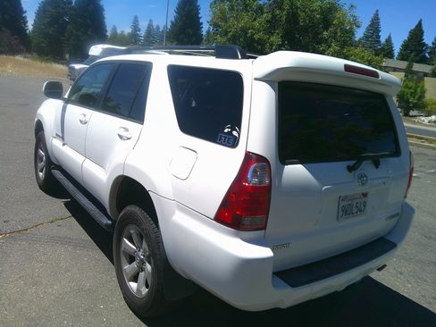 Used 2006 Toyota 4Runner Limited AWD/4WD image 5