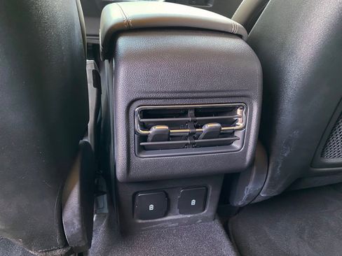 New 2026 Lincoln Corsair Premiere image 18