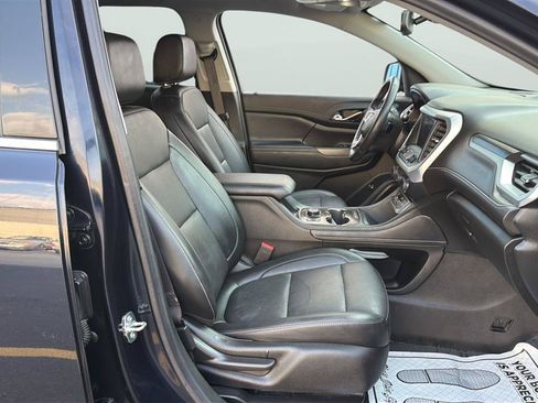 Used 2022 GMC Acadia SLT AWD/4WD image 13