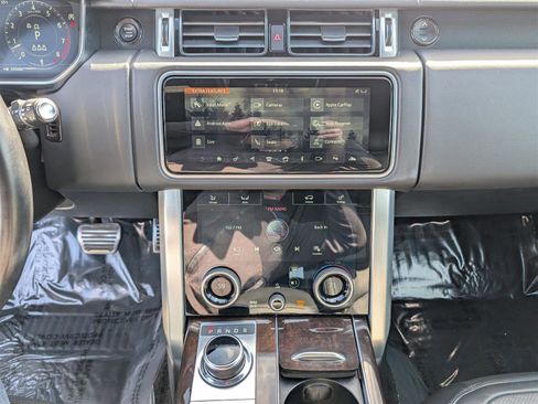 Used 2022 Land Rover Range Rover Westminster Edition image 20