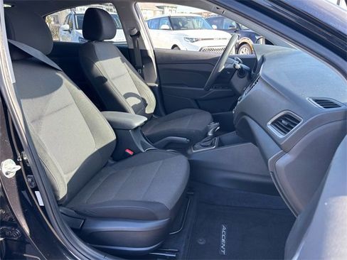 Used 2020 Hyundai Accent SEL image 20