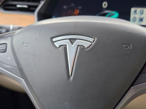 Used 2021 Tesla Model X Performance AWD/4WD image 31