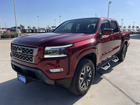 Certified 2024 Nissan Frontier SL image 5