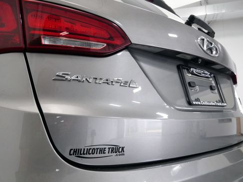 Used 2017 Hyundai Santa Fe Sport AWD/4WD image 9