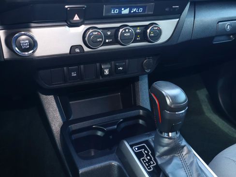 Used 2023 Toyota Tacoma SR5 RWD image 23