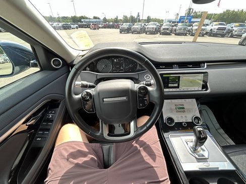 Used 2020 Land Rover Range Rover Evoque S AWD/4WD image 32