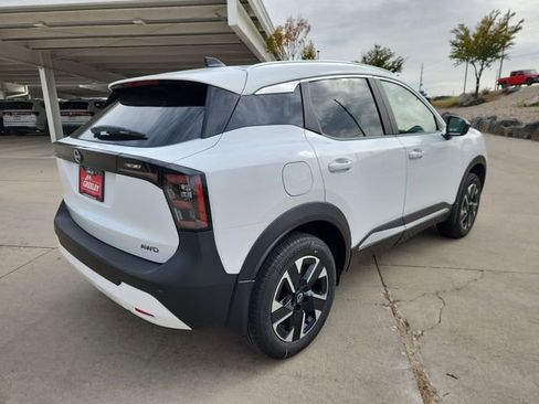 New 2026 Nissan Kicks SV w/ Cold Weather Package image 3