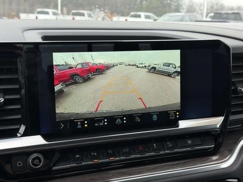 Used 2022 Chevrolet Silverado 1500 LTZ AWD/4WD image 25