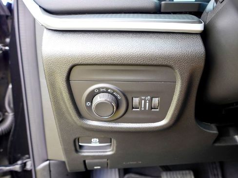 New 2026 Jeep Grand Cherokee L Laredo RWD image 19