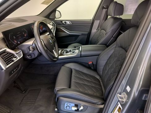 Used 2026 BMW X5 sDrive40i RWD image 8