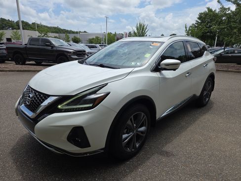 Used 2019 Nissan Murano Platinum AWD/4WD image 1