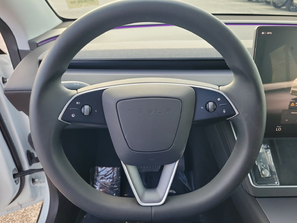 Used 2026 Tesla Model Y Long Range AWD/4WD image 19