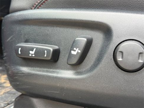 Used 2024 Toyota 4Runner TRD Off-Road Premium image 22