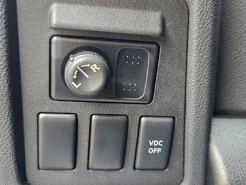 Used 2009 Nissan Rogue SL w/ Moonroof Pkg image 25