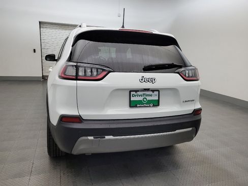 Used 2019 Jeep Cherokee Limited FWD image 6