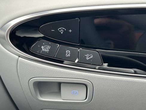 New 2027 Genesis GV70 2.5T Advanced AWD/4WD image 29