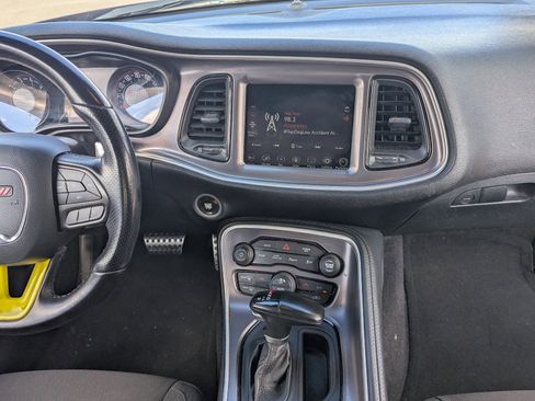 Used 2021 Dodge Challenger R/T w/ Driver Convenience Group image 17