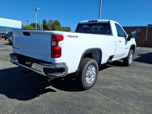 Used 2025 Chevrolet Silverado 2500 LT w/ Convenience Package AWD/4WD image 7
