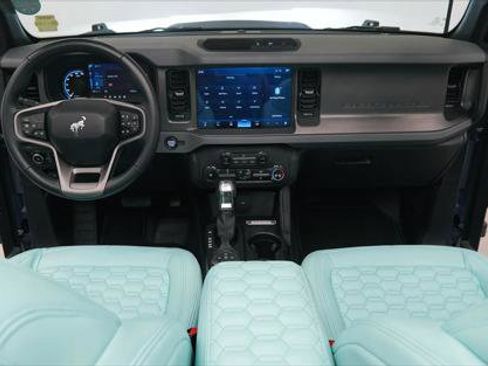 Used 2024 Ford Bronco Big Bend AWD/4WD image 2