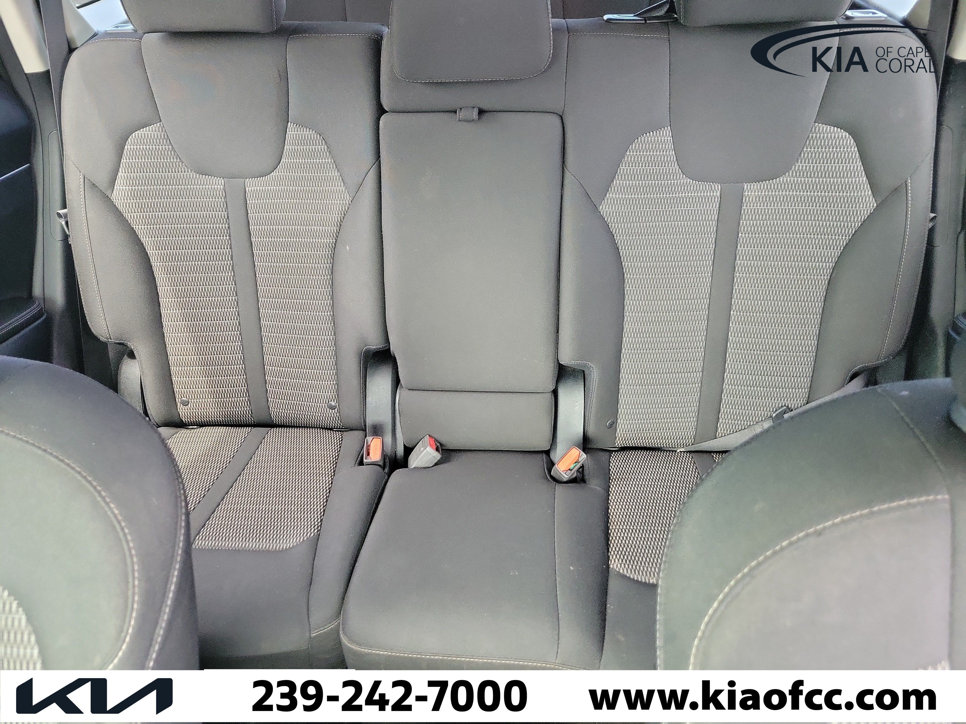 Used 2022 Kia Sorento LX FWD image 30