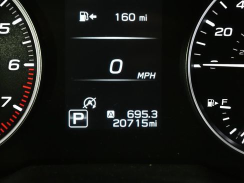Used 2024 Subaru Outback Premium AWD/4WD image 24