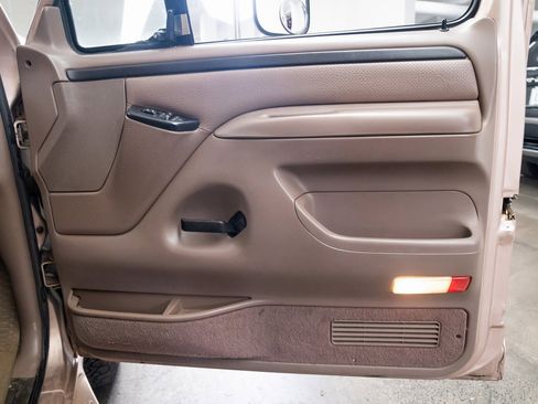 Used 1997 Ford F250 XL HD image 16