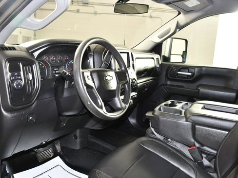 Used 2020 Chevrolet Silverado 2500 W/T w/ WT Fleet Convenience Package RWD image 2