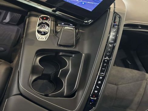 Used 2025 Chevrolet Corvette Z06 w/ Z07 Performance Package image 18