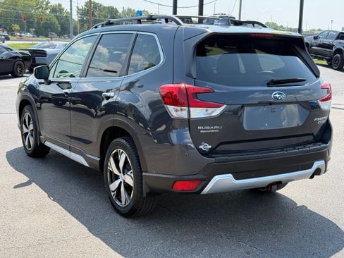 Used 2019 Subaru Forester Touring AWD/4WD image 6