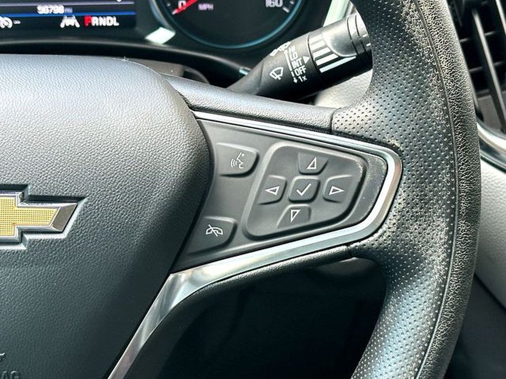 Used 2024 Chevrolet Equinox LS w/ LS Convenience Package FWD image 23