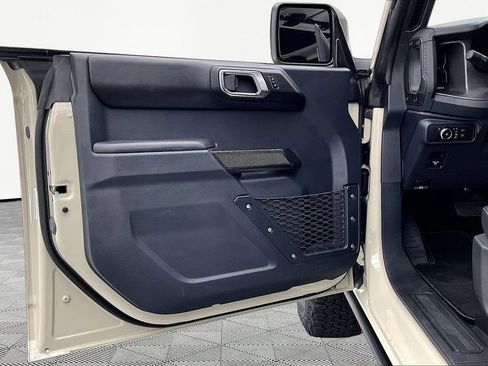 Certified 2025 Ford Bronco Badlands AWD/4WD image 23