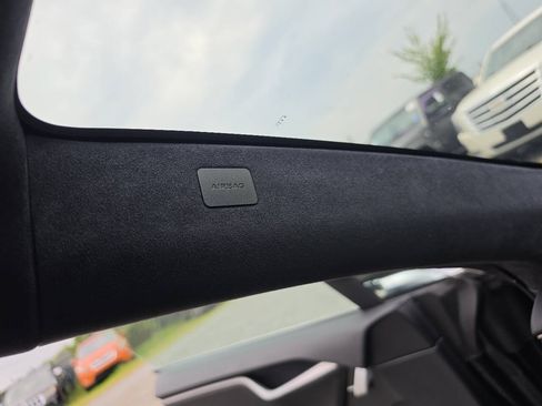 Used 2019 Tesla Model S Long Range AWD/4WD image 48