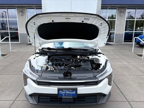 Used 2025 Kia K4 FWD image 3