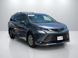 Certified 2025 Toyota Sienna XLE w/ XLE Plus Package FWD video 3